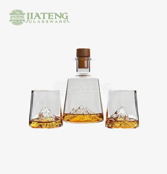 How to Choose the Perfect Personalized Whiskey Bottle Set
